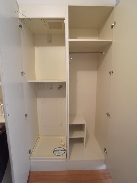 室内洗濯機置場・クローゼット