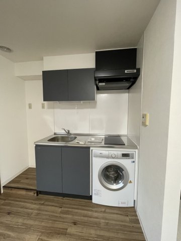 洗濯乾燥機付きキッチン