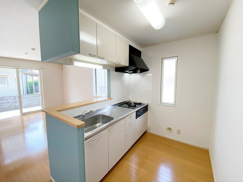 対面式システムキッチン