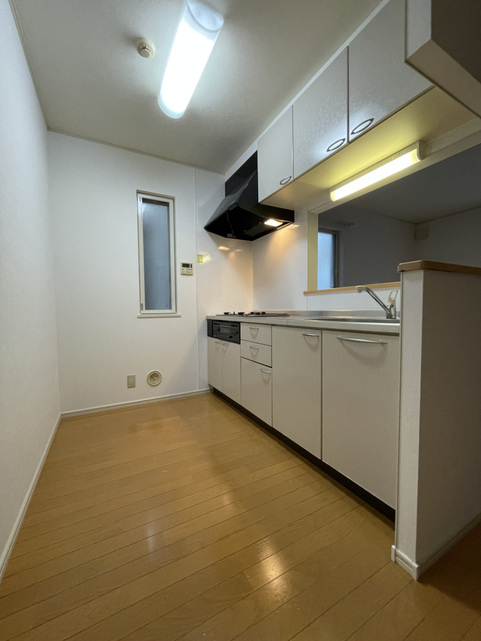 対面式システムキッチン