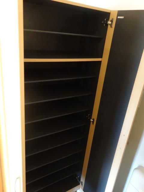 シューズボックス