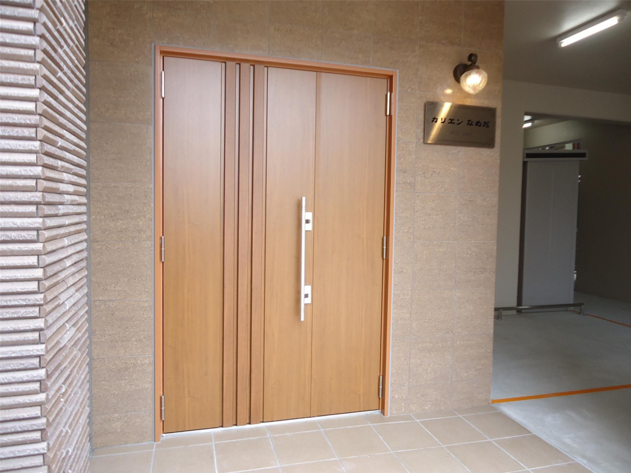 エントランス外観