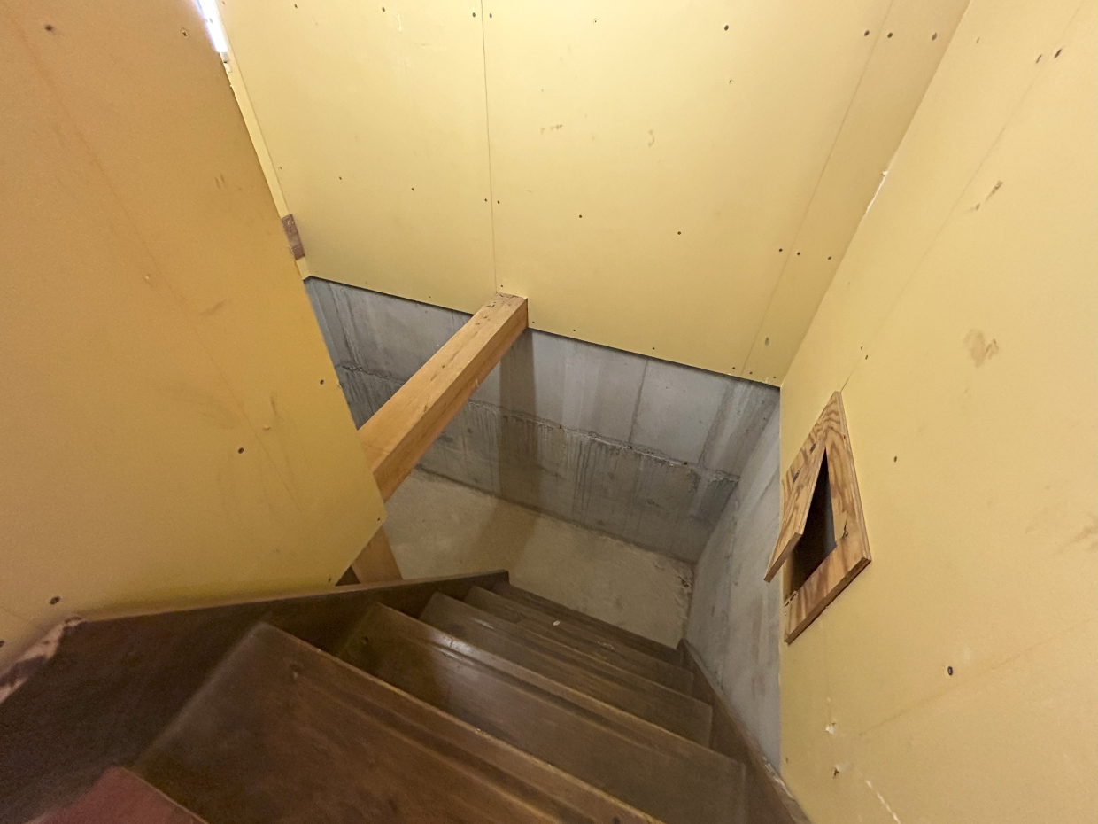 間取り図にはない地下収納です、夏でもひんやり。