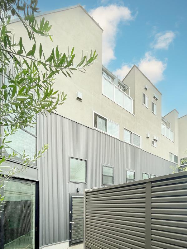 外観から漂うおしゃれさを感じます。