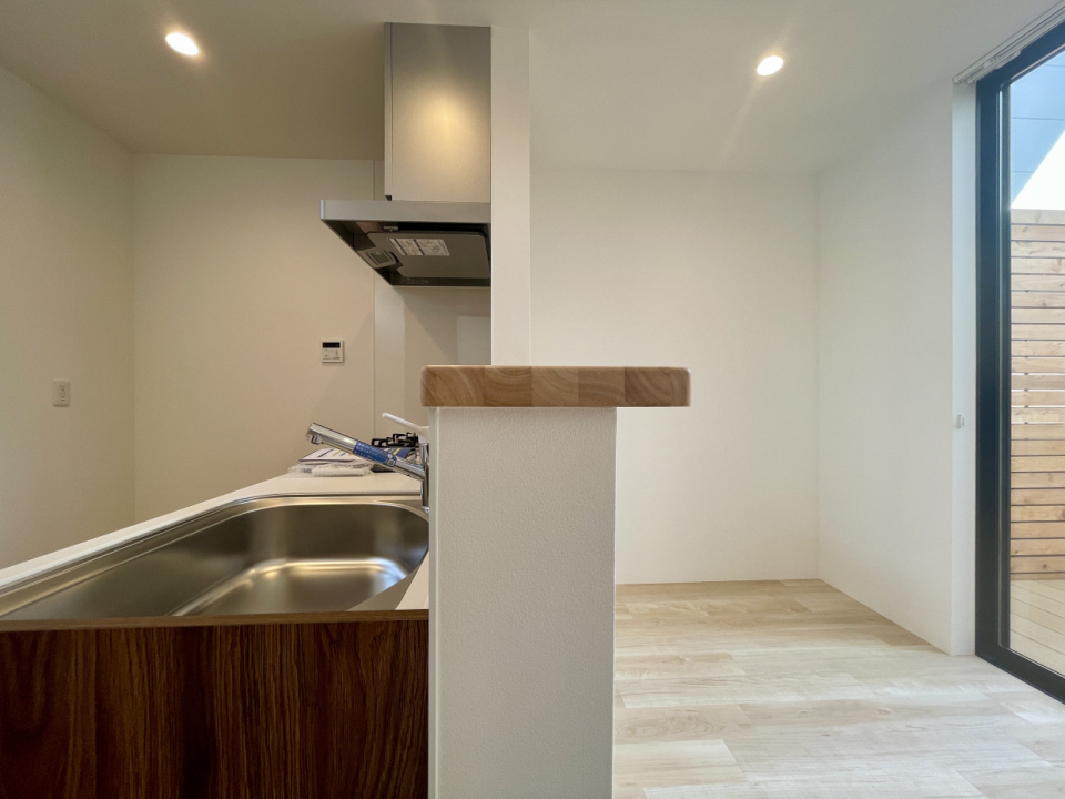 カウンターを活かして調理スペースを確保しましょう♩