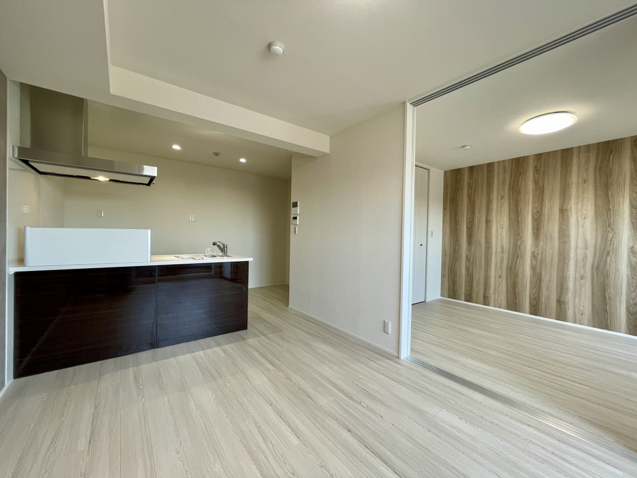 LDK+洋室　つなげて使うと18.1帖。