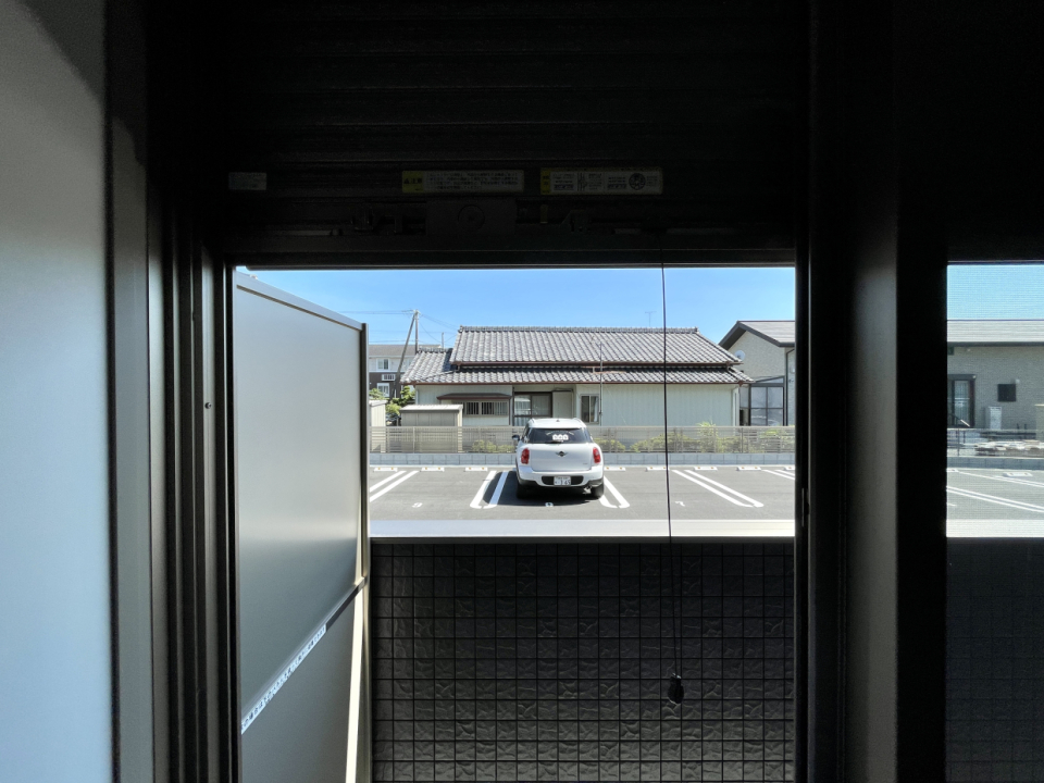 シャッターも付いてます