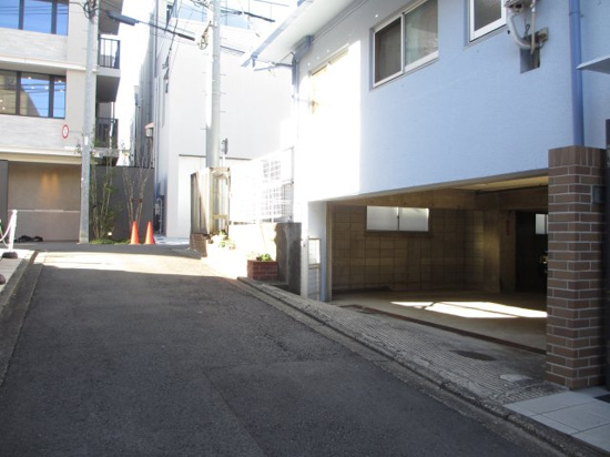 駐車場も契約可能です