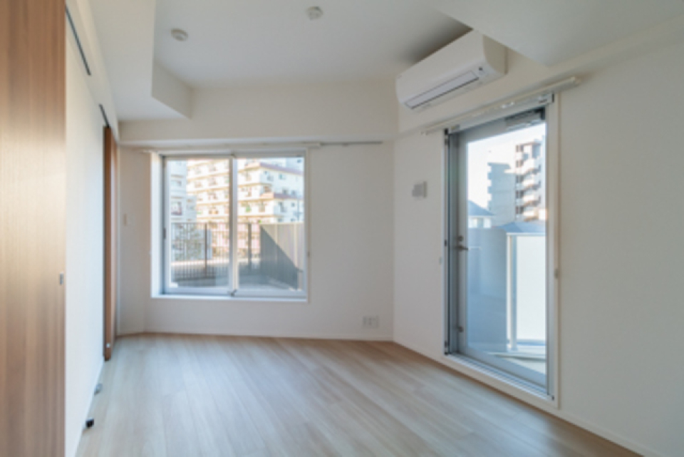 台形の寝室。右手側にベッドかな。※写真は同タイプ住戸です。