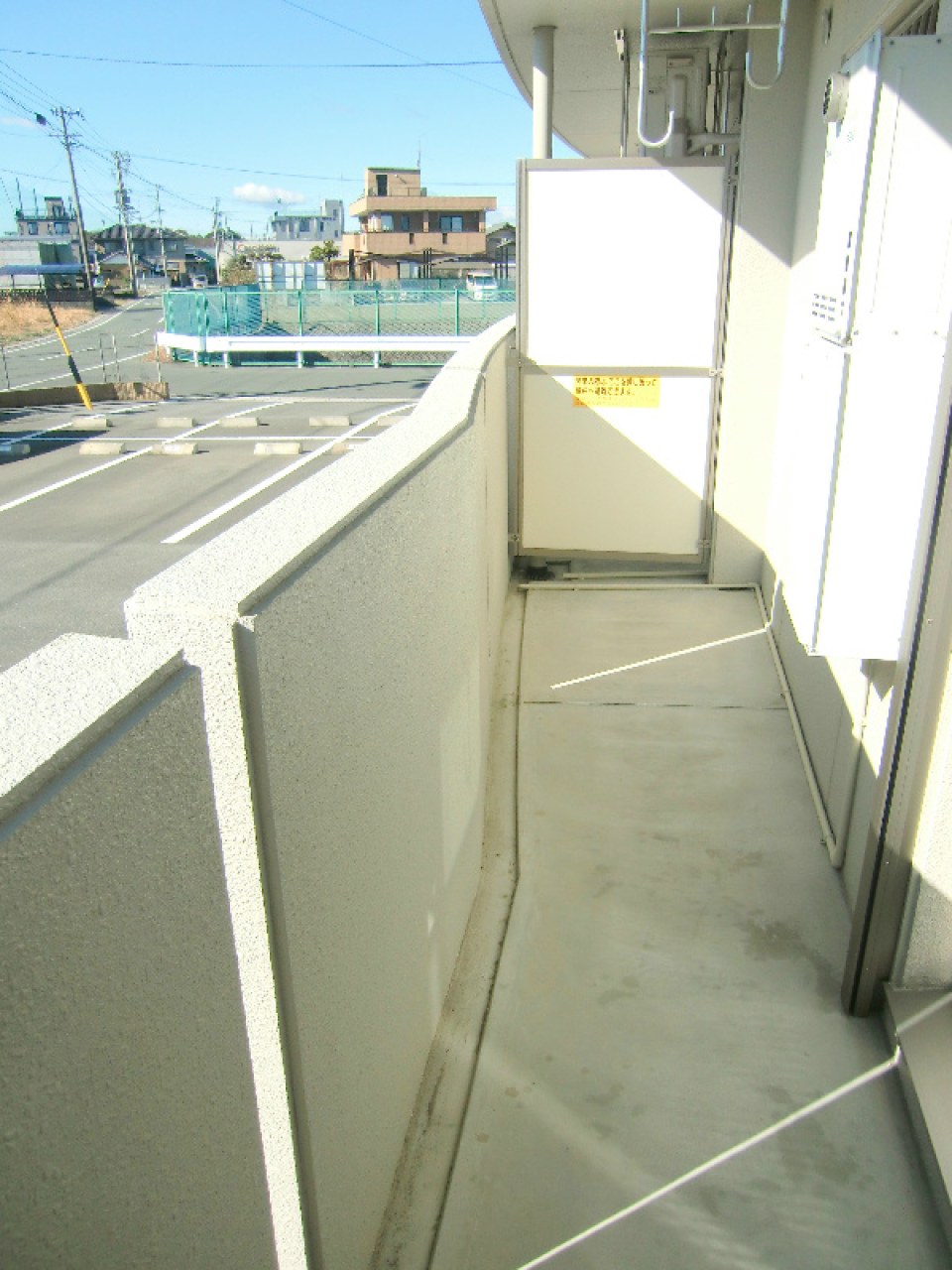 日差しバチバチ