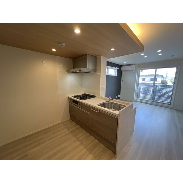 対面式システムキッチン