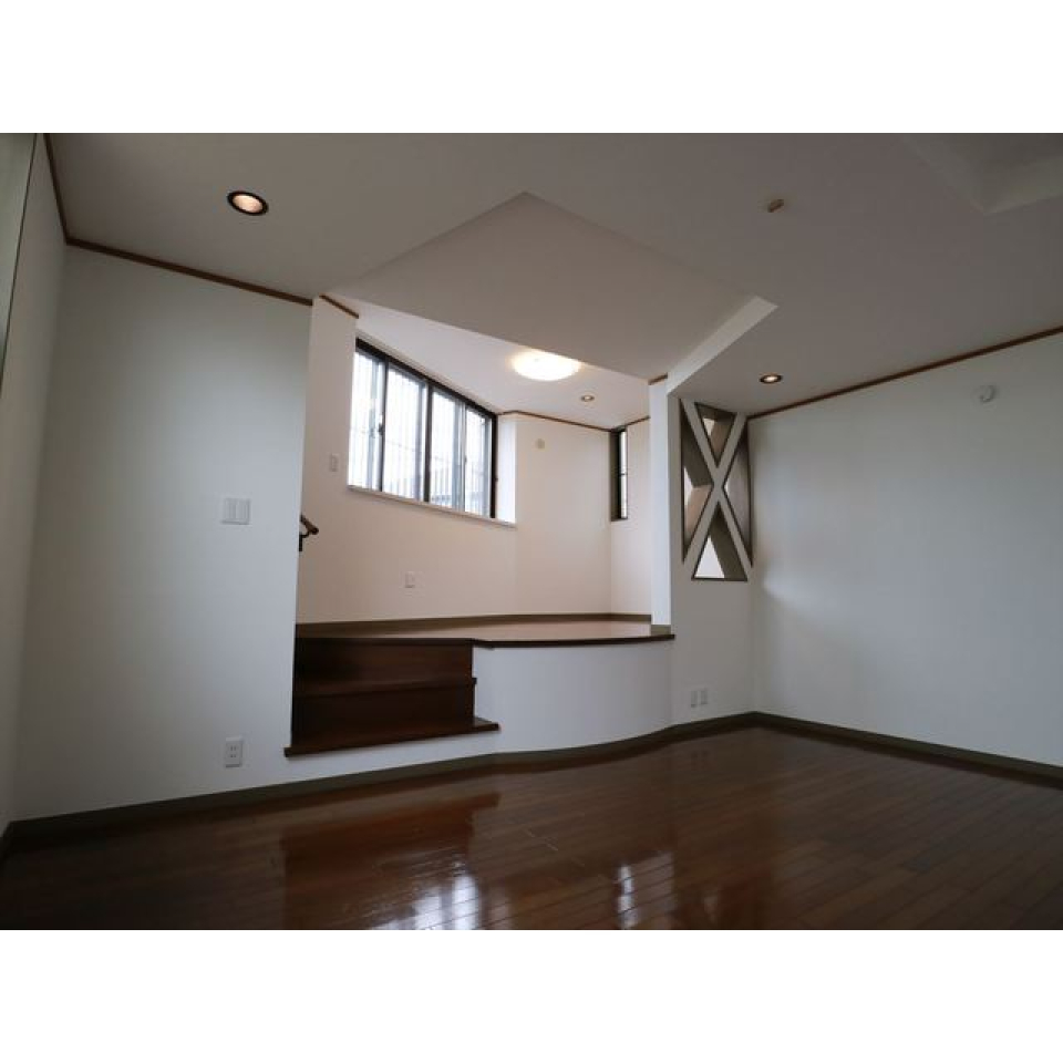 ×印がユニーク。