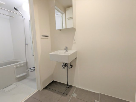 シンプルな洗面化粧台