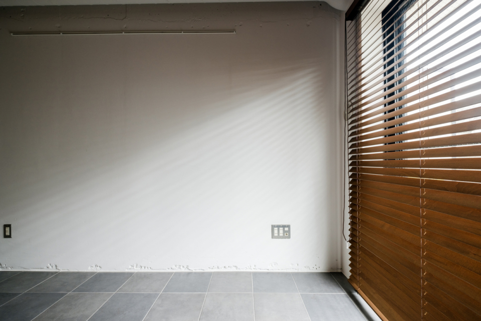 白い壁とのコントラストが最高です