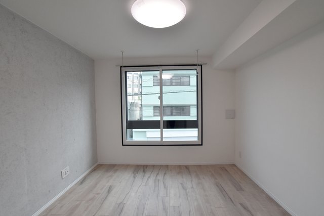 ひとり暮らしにはゆったりめの広さ