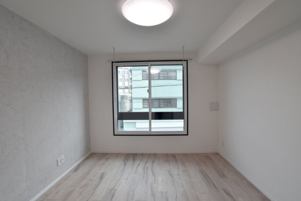 ひとり暮らしにはゆったりめの広さ