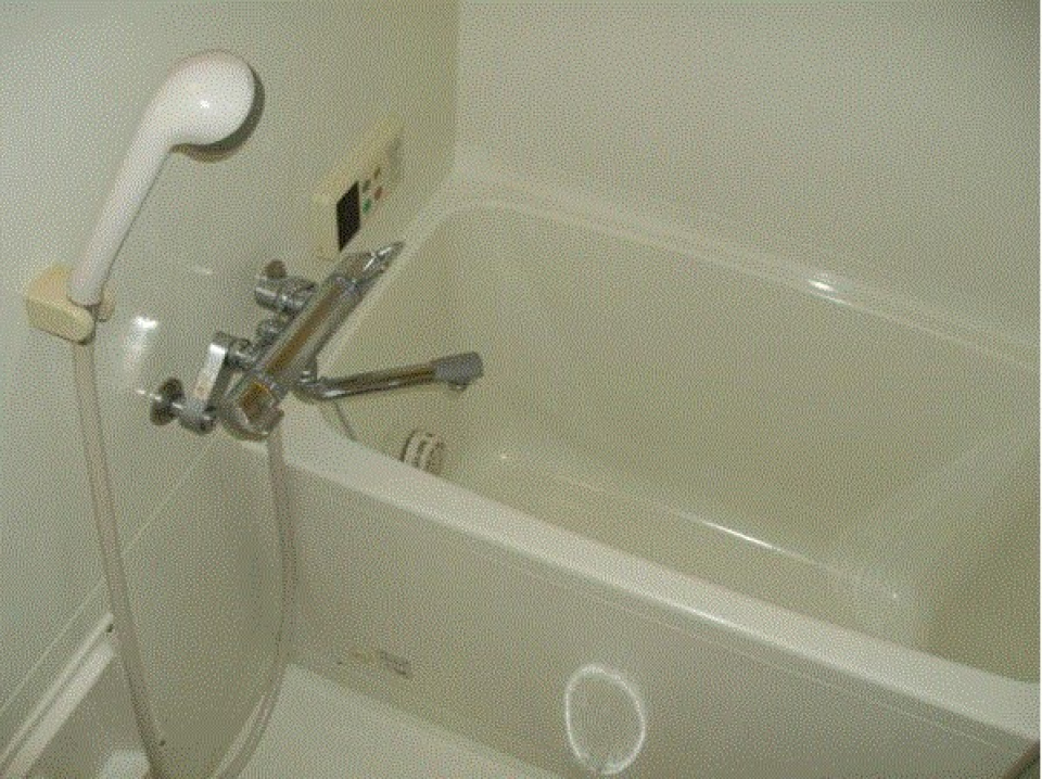 しっかり浴槽のあるお風呂です。