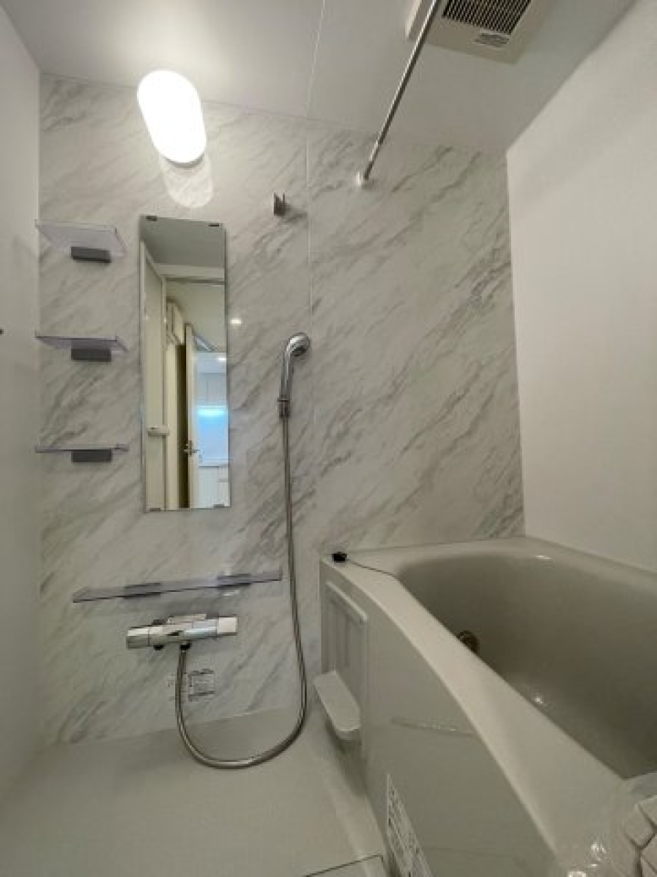 設備充実なお風呂。1日の疲れをここで癒しましょう。