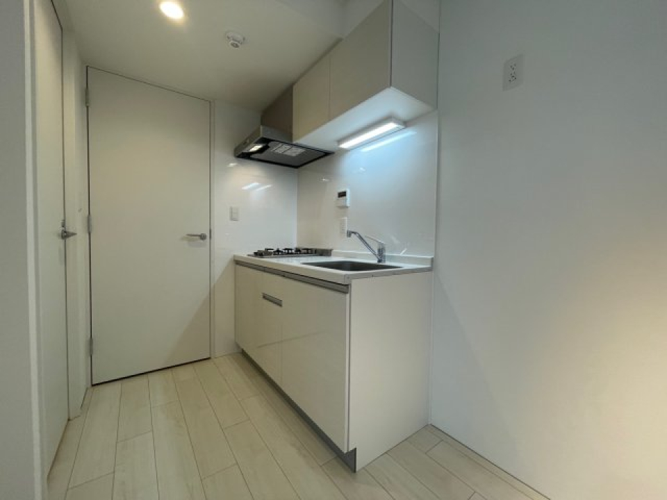 キッチンもホワイトで可愛い！