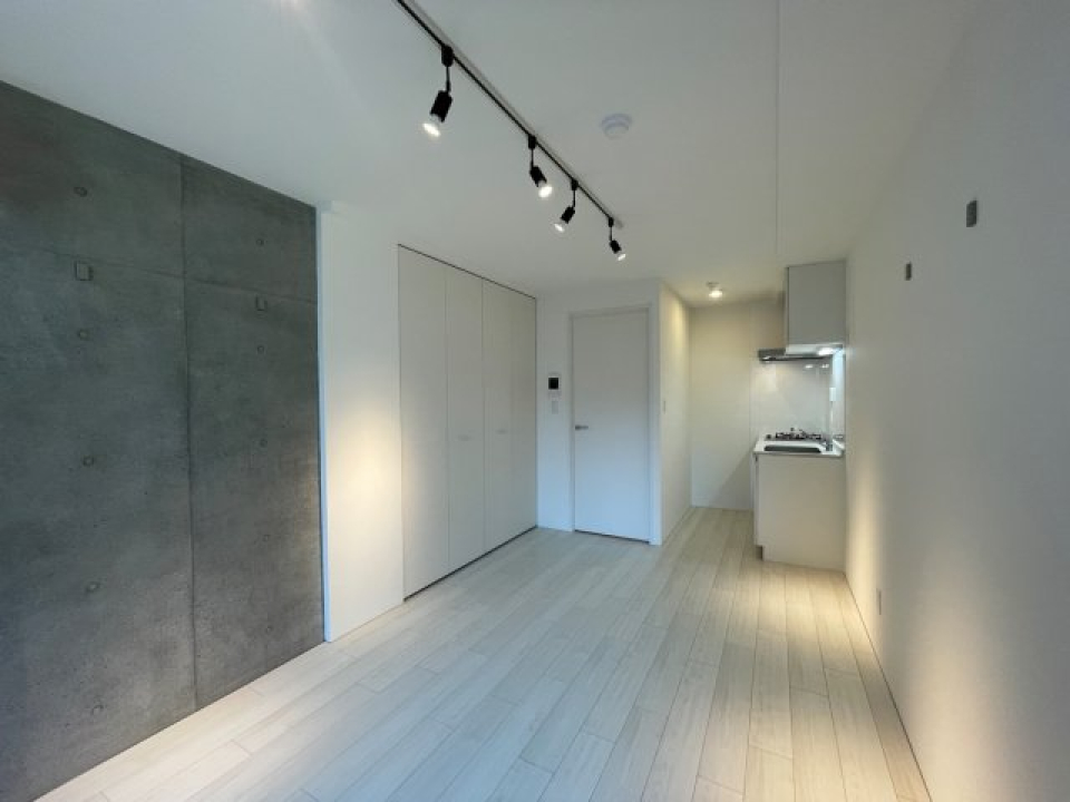 明るいところと暗いところがまだらになっているのが良いですね。