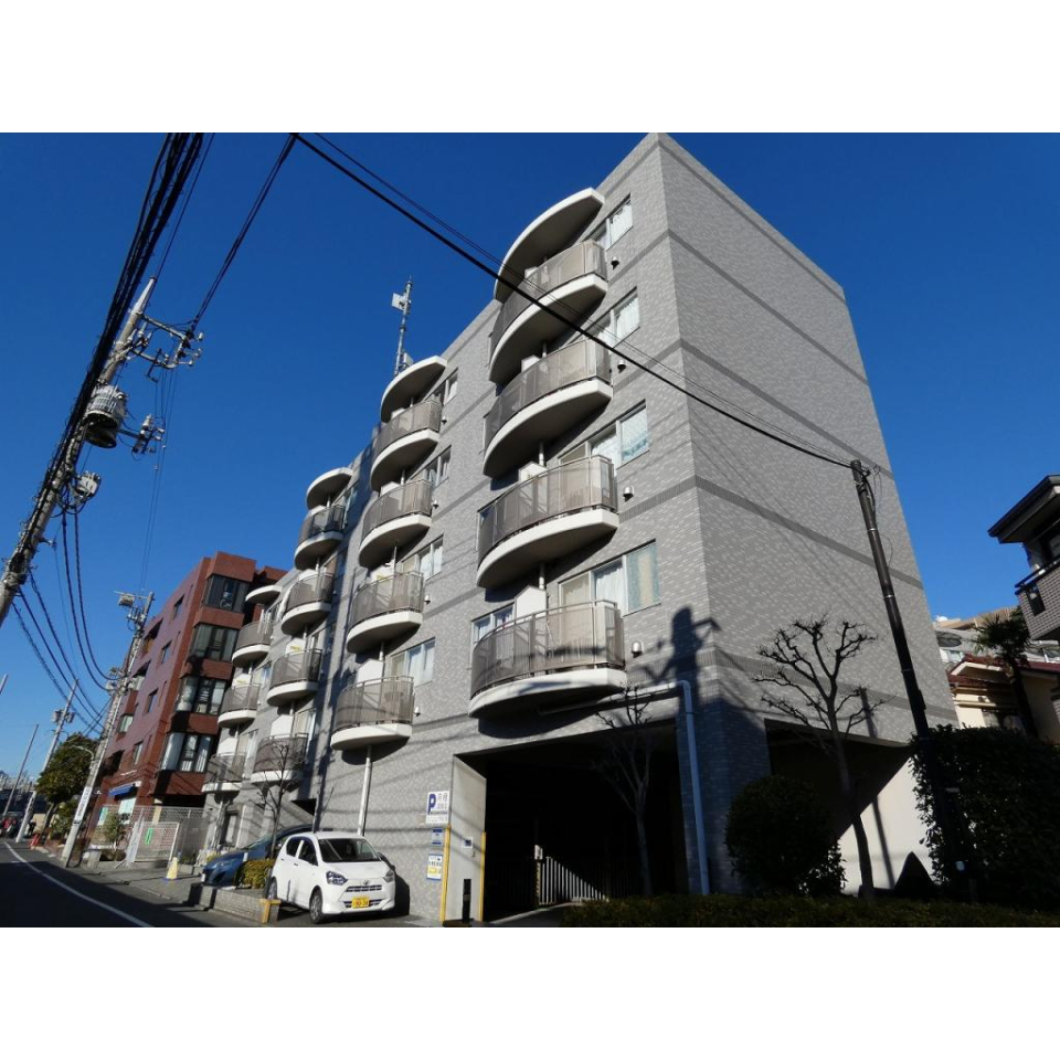 どこか海外の風を感じる可愛らしい外観。