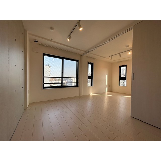 コンクリが主張しすぎず、お部屋にほどよくマッチした空間。