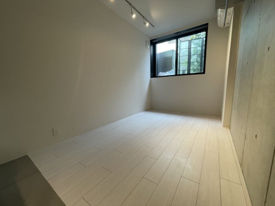 ソファベッドを活用するのも良さそうです。