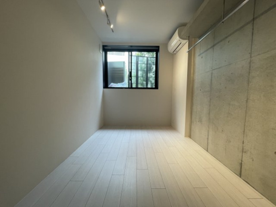 窓からチラ見えする緑がベストマッチ◎