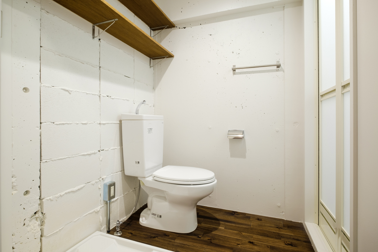 水回りもアンティークな雰囲気