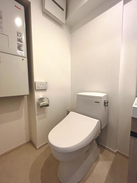 トイレスペースはこちら。※写真は同タイプ住戸です。