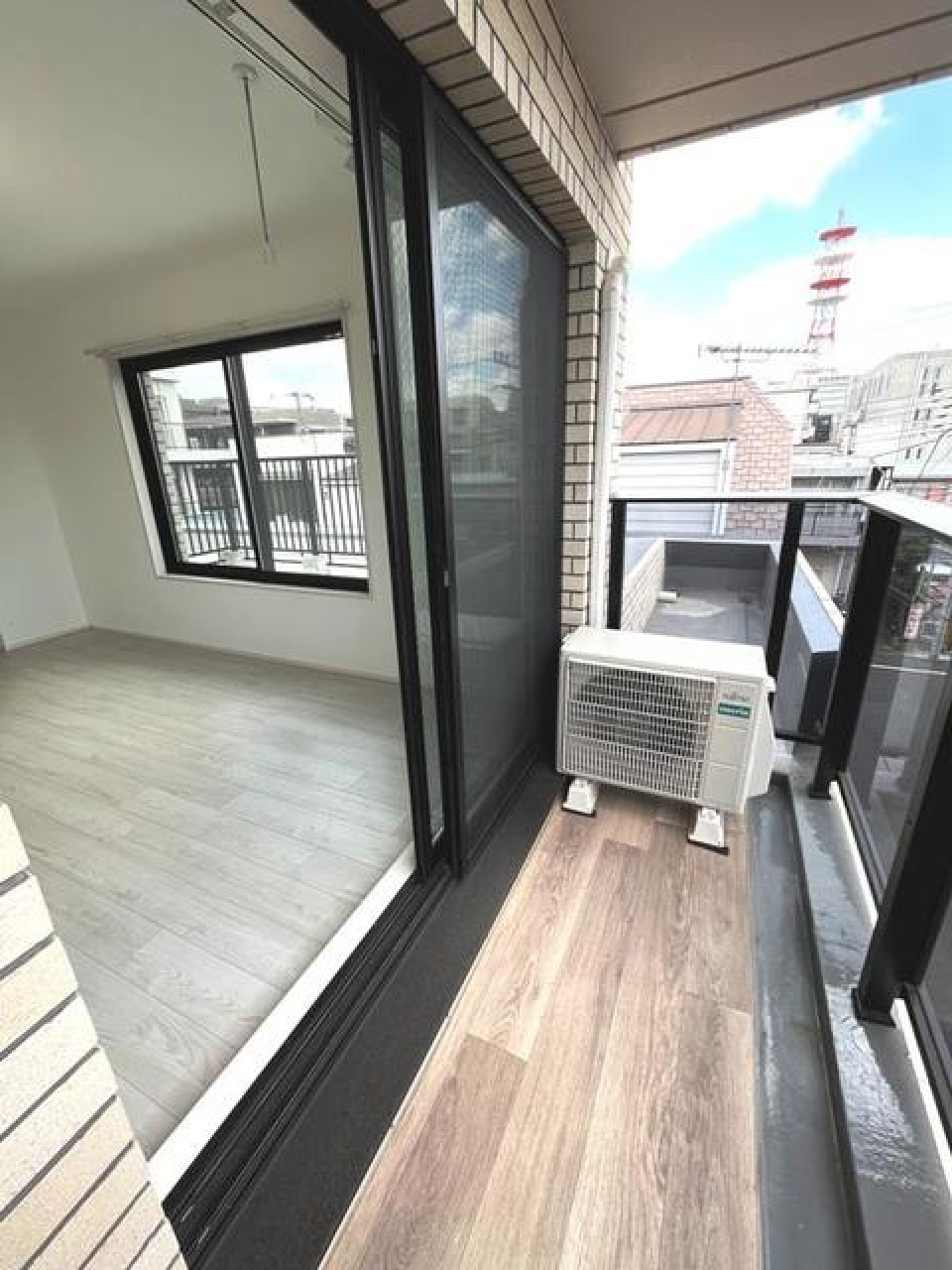 バルコニーもひろびろ！※写真は同タイプ住戸です。