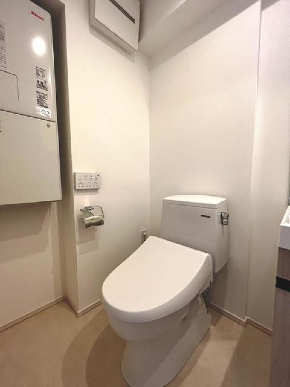 トイレスペースはこちら。※写真は同タイプ住戸です。