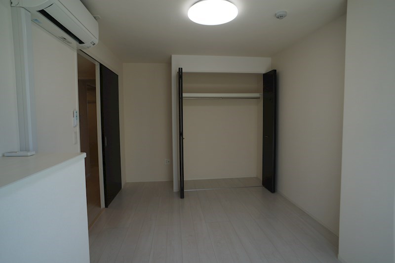 北側洋室　7.1帖