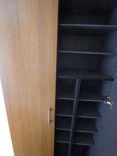 シューズボックス