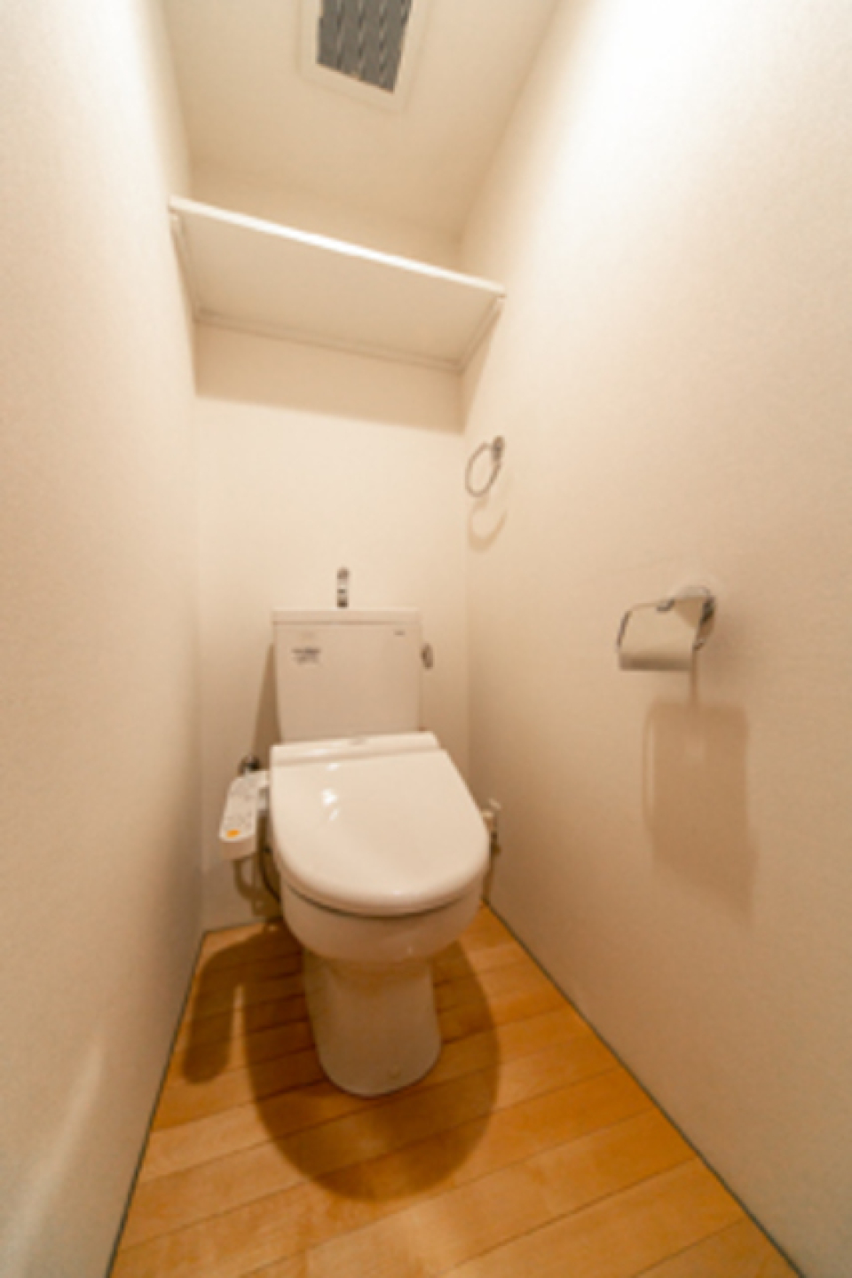 トイレもしっかり独立していますよ。※写真は同タイプ住戸です。