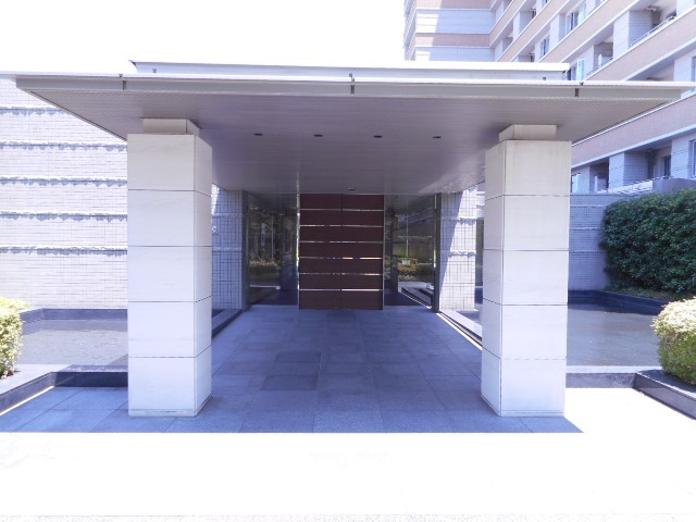 エントランス：２０１６年６月撮影