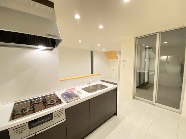 対面式システムキッチン