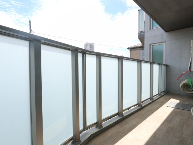 南向きバルコニー。日当たり良好♪