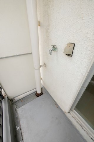 島本マンション　304号室　洗濯機置場