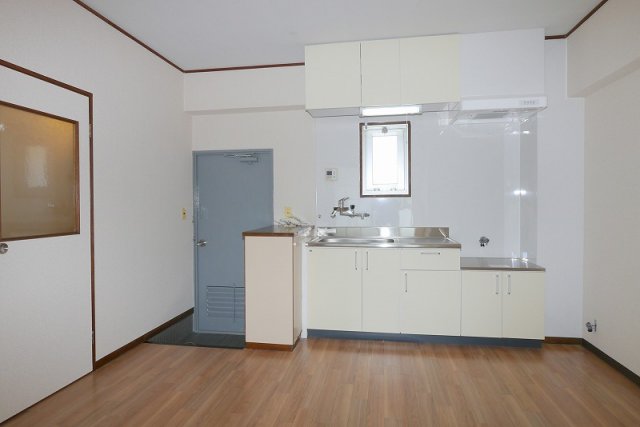 島本マンション　304号室