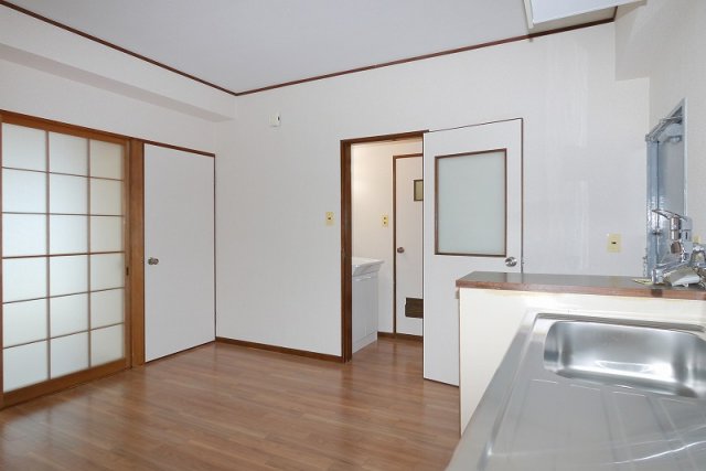 島本マンション　304号室