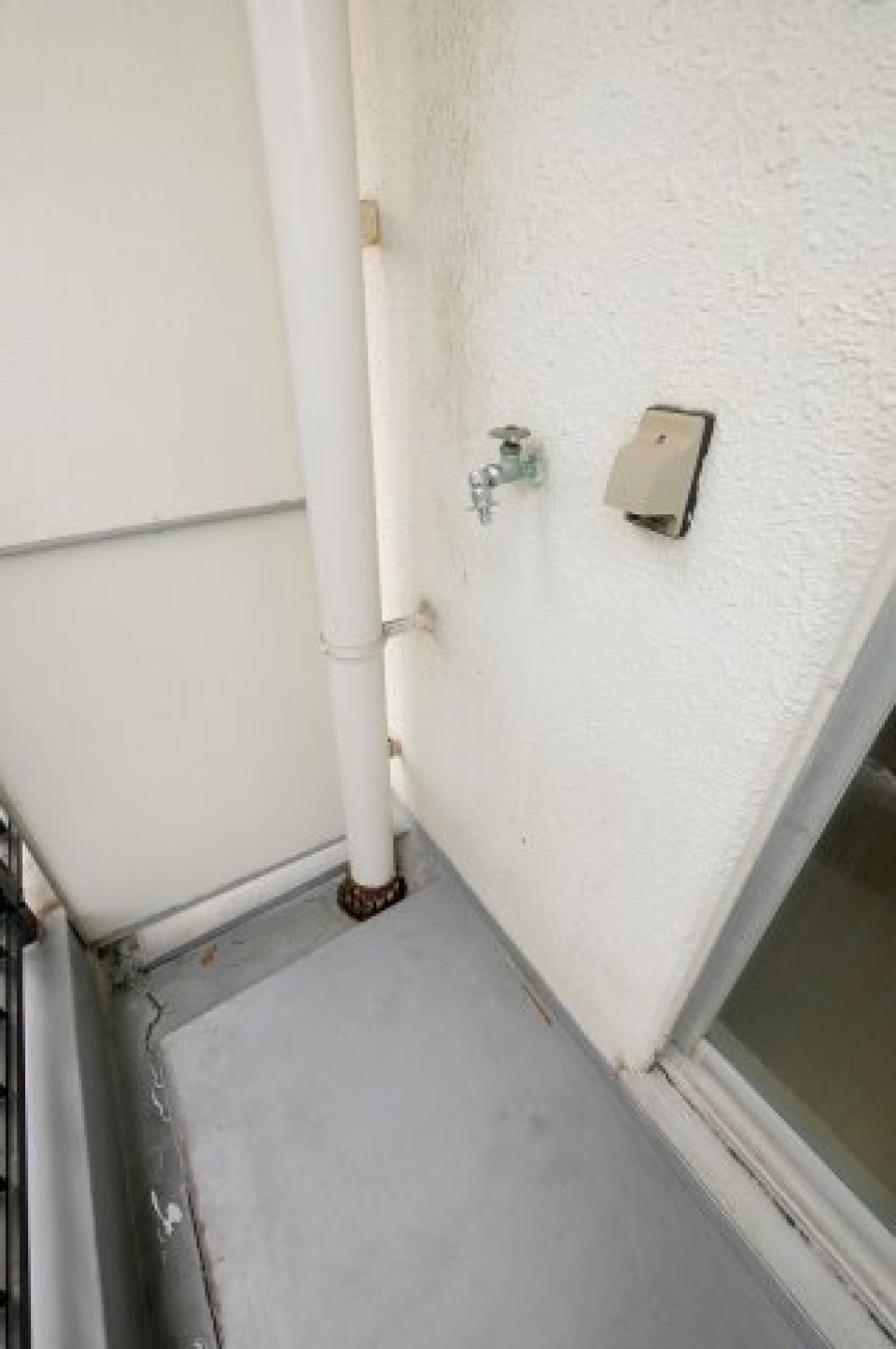 島本マンション　304号室　洗濯機置場