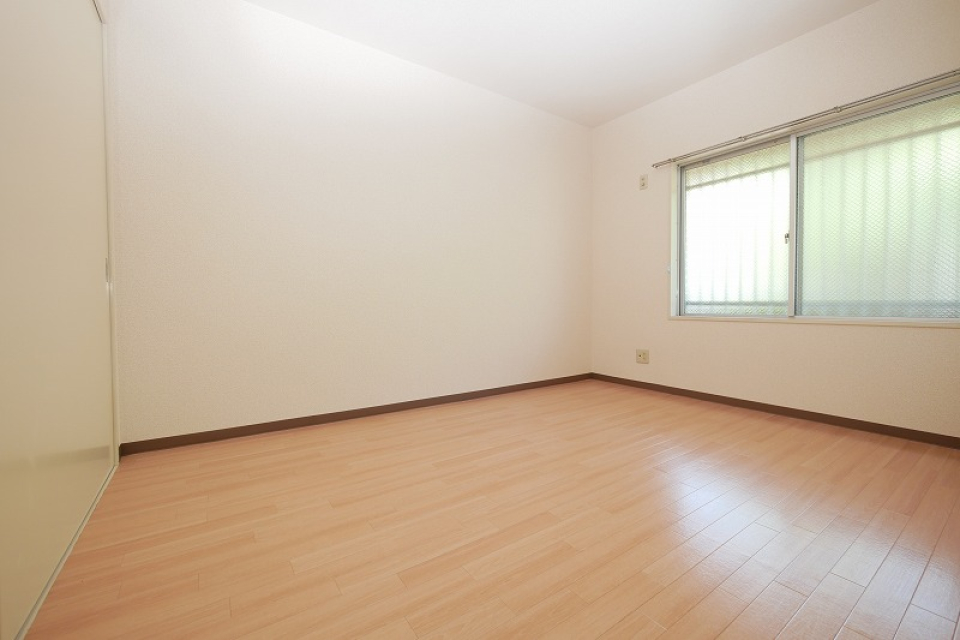 グリーンビュー祇園205号室　　 