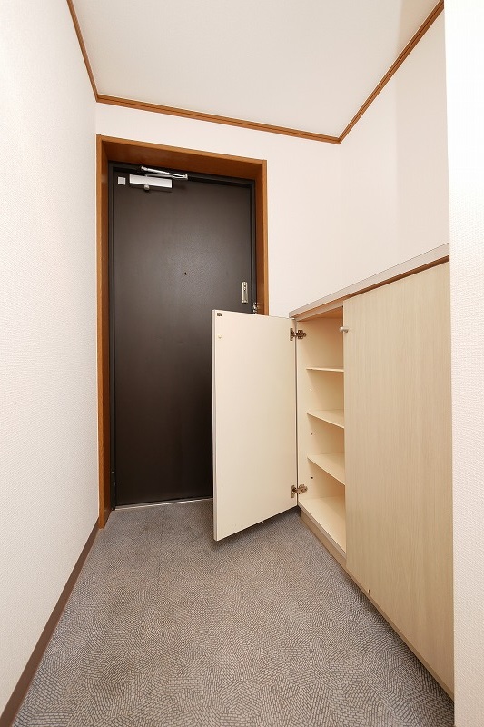 グリーンゼファー202号室