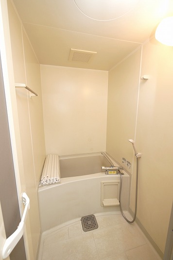 グリーンゼファー202号室