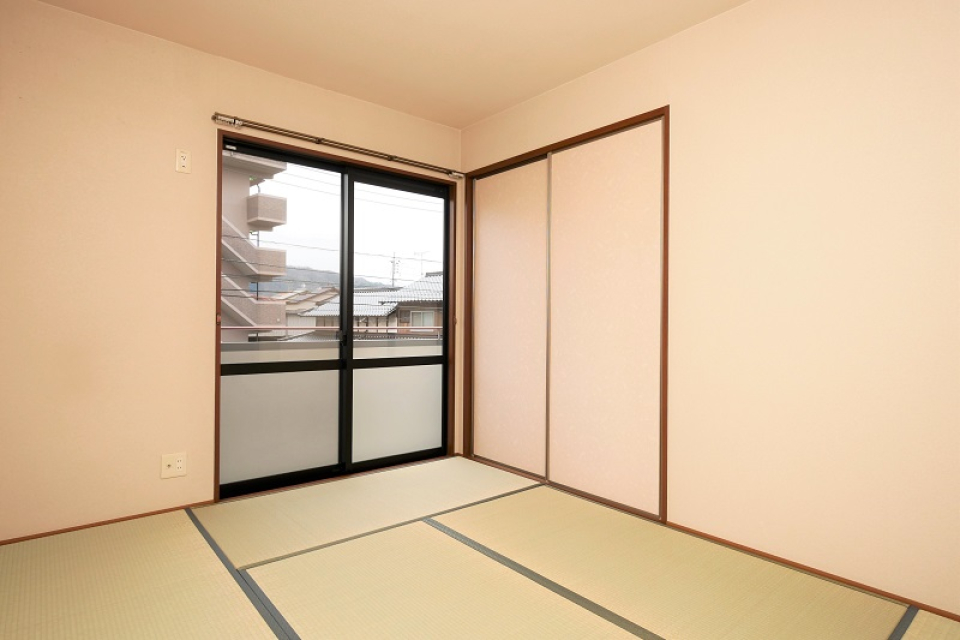 フィールドエッヂE202号室