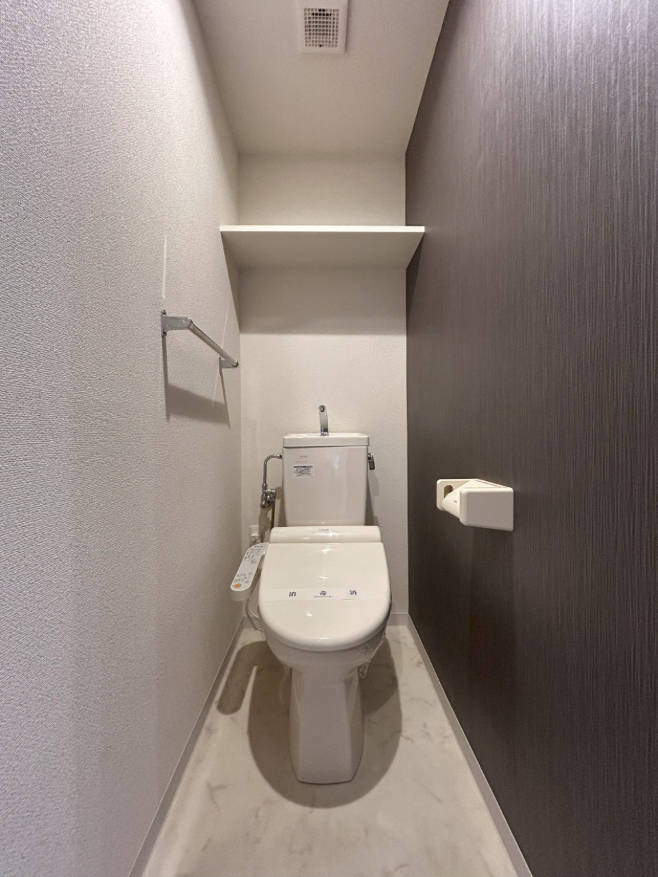 棚付きシックトイレ