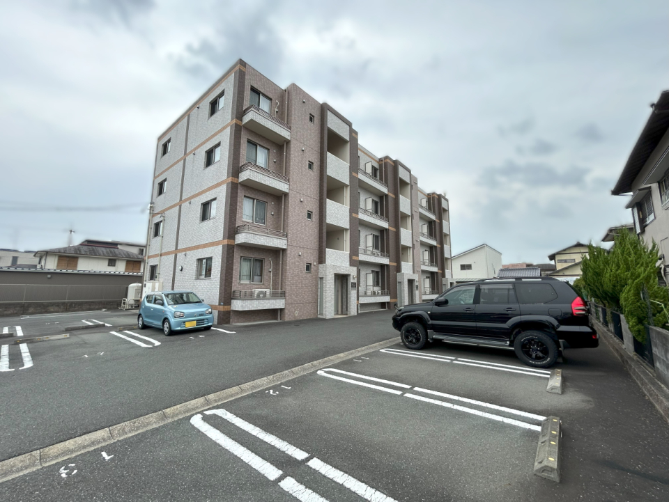 駐車場も広めでした！