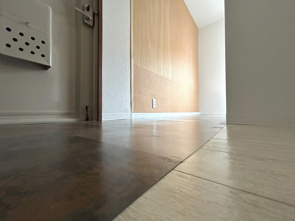 玄関はバリアフリー？玄関ドアまでちょっとした階段ありますが&hellip;。