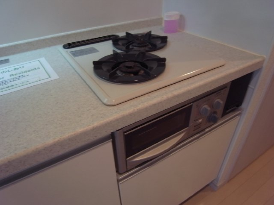 システムキッチン(2口ガスコンロ・グリル付)